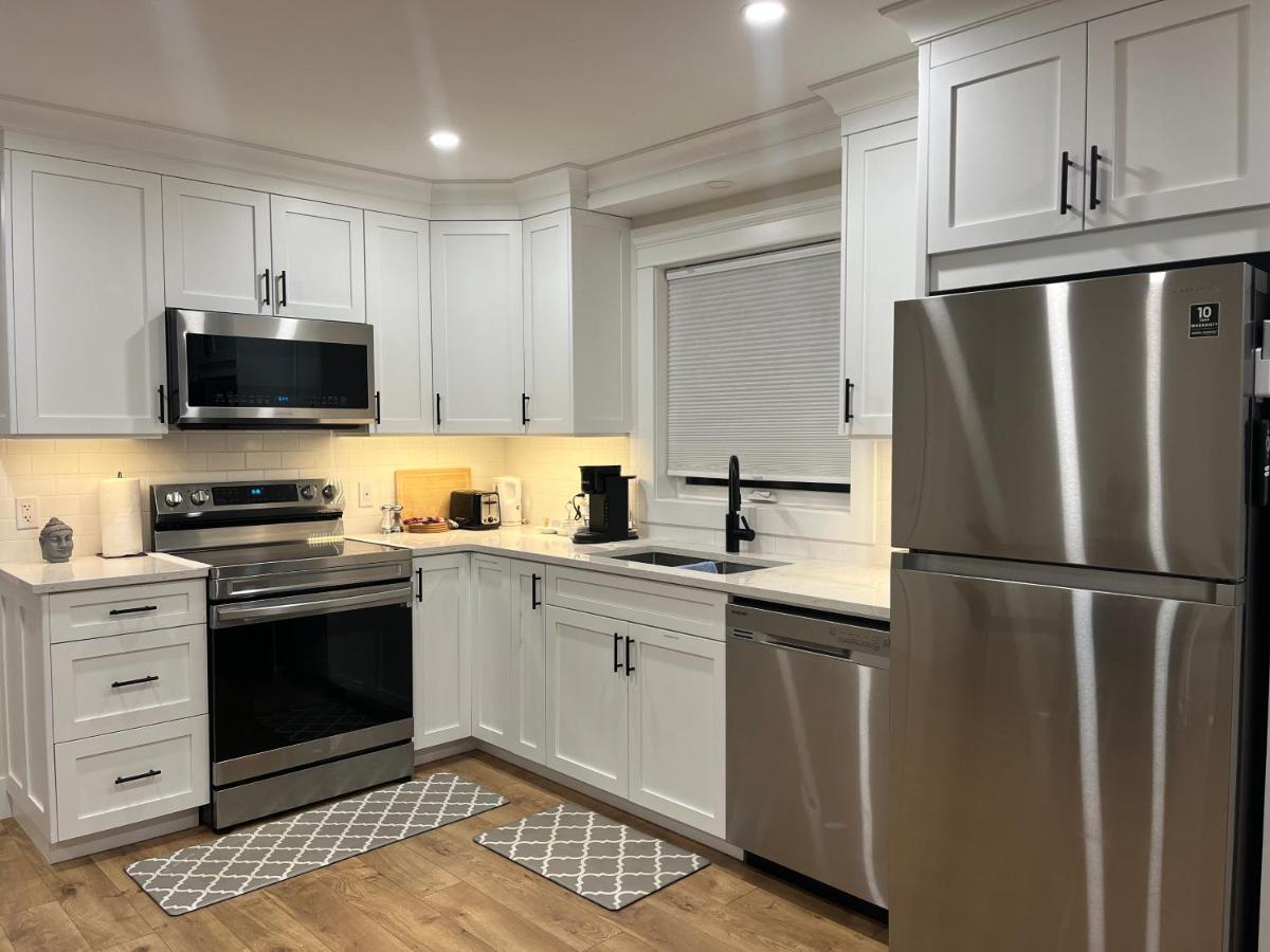 City Modern Apartment Шарлъттаун Екстериор снимка